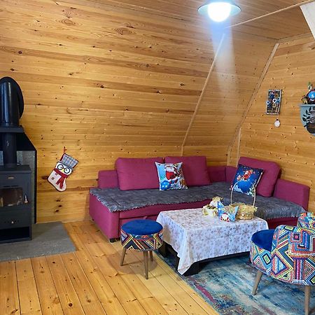 Cottage Mida ميستيا المظهر الخارجي الصورة